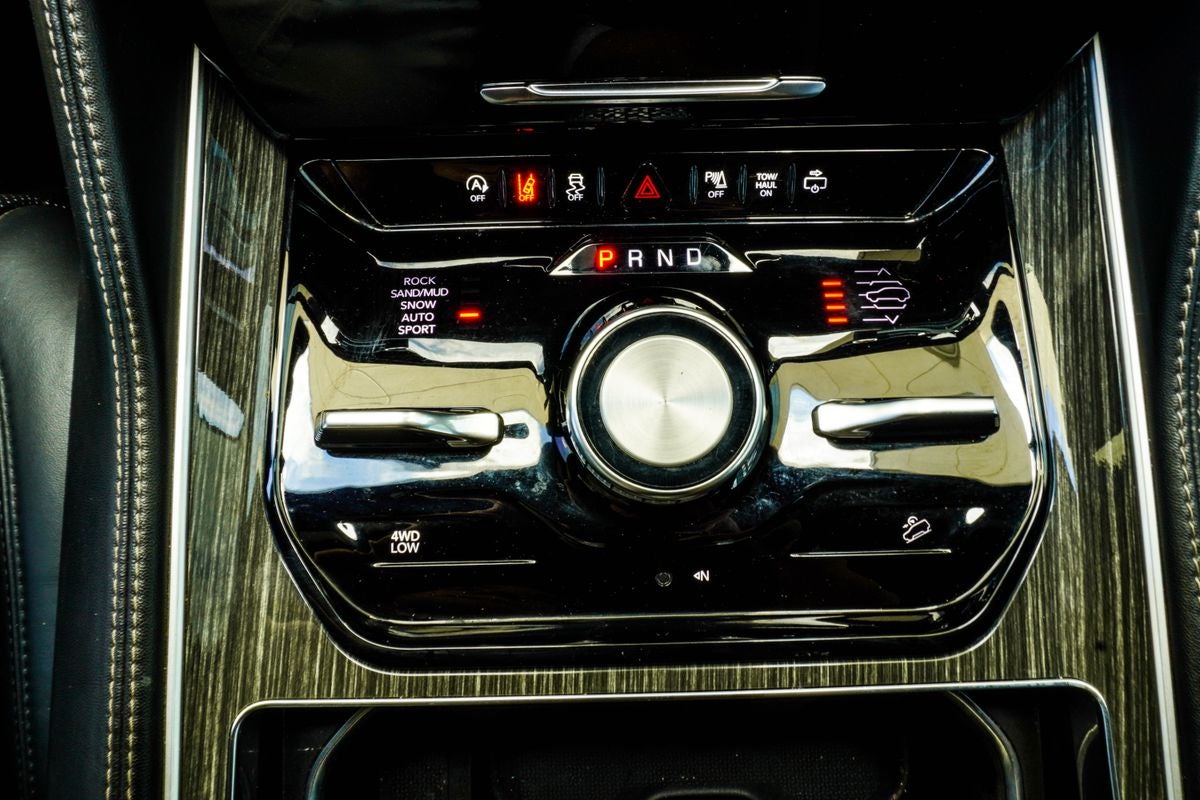 2022 Jeep Wagoneer Series III