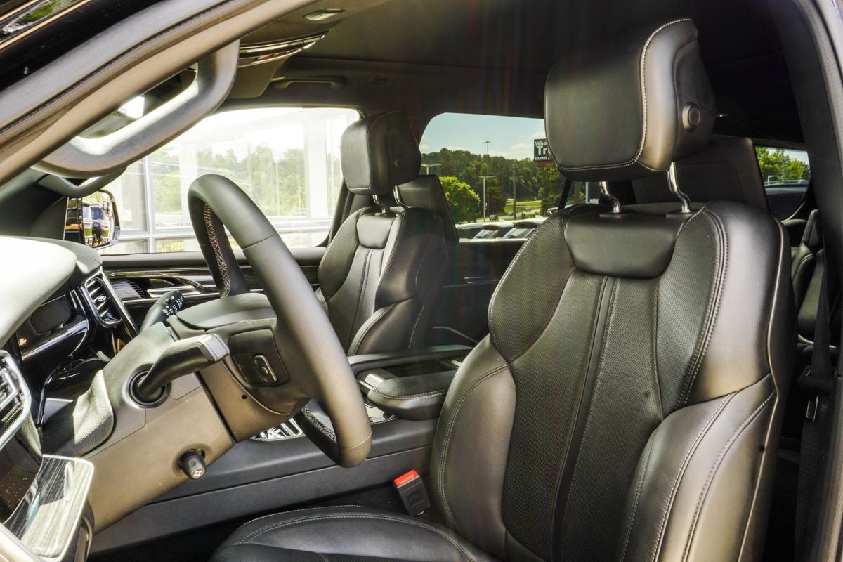 2022 Jeep Wagoneer Series III