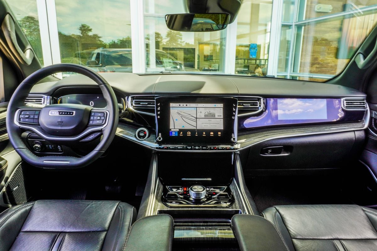 2022 Jeep Wagoneer Series III