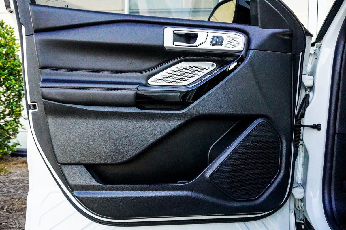 2021 Ford Explorer Platinum