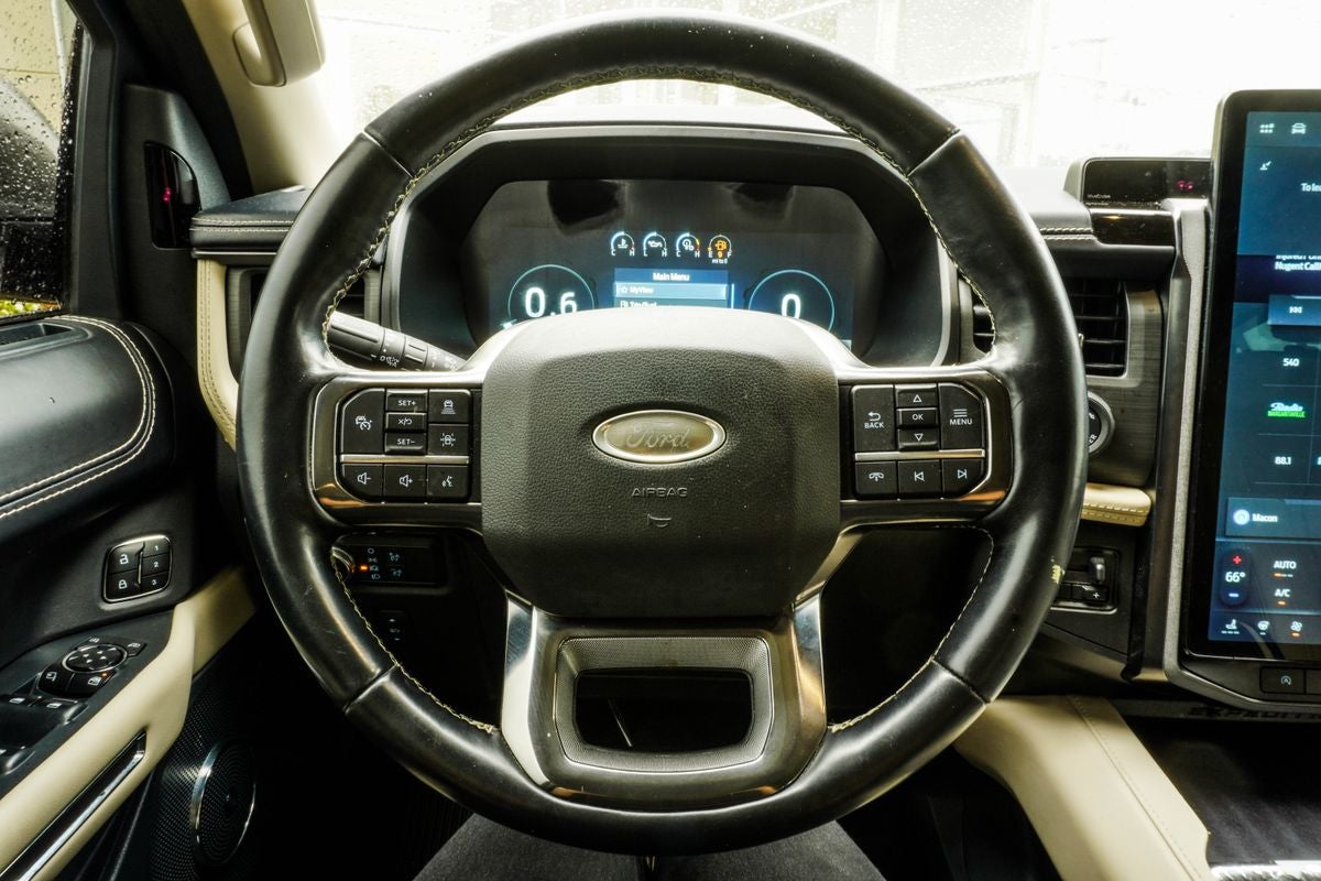 2022 Ford Expedition Platinum