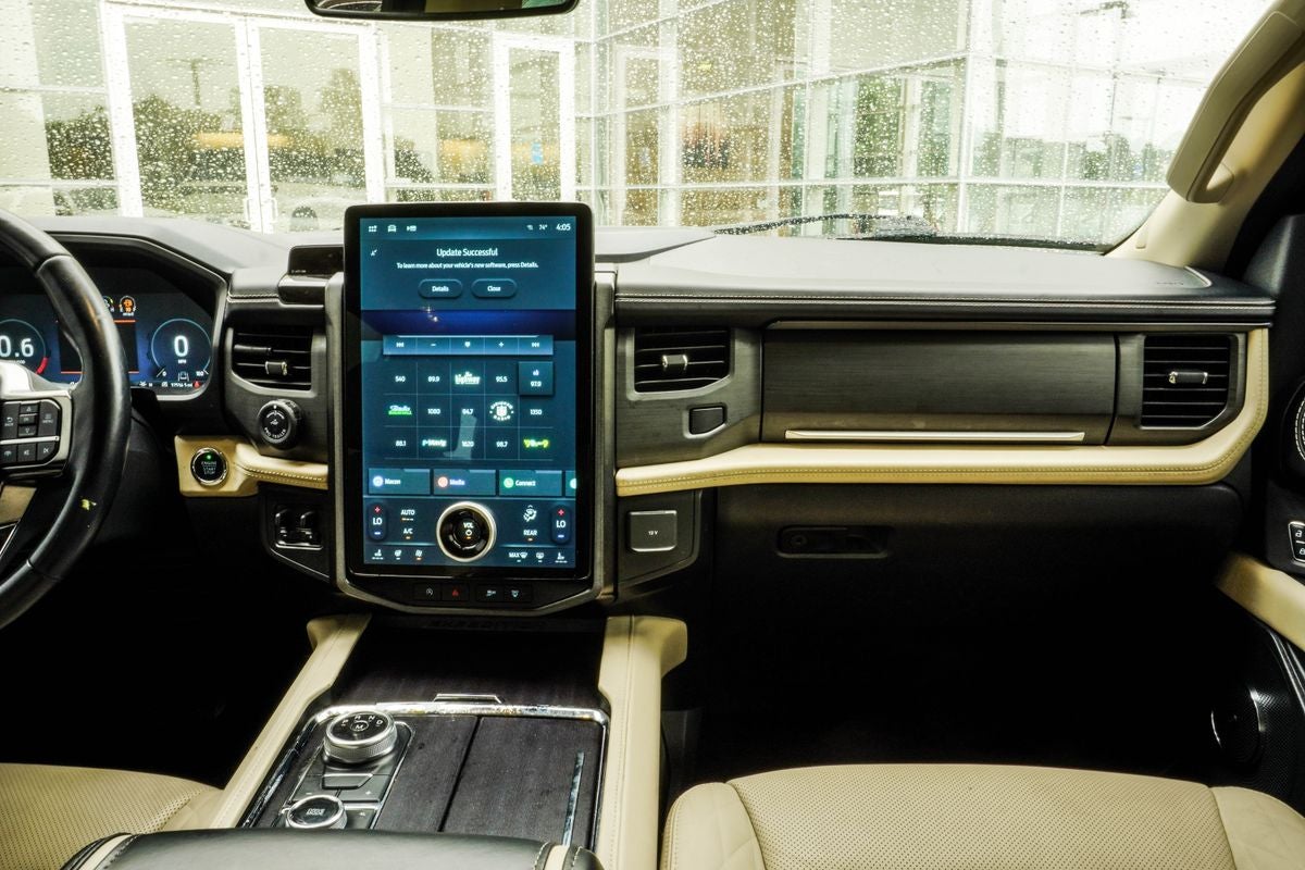 2022 Ford Expedition Platinum