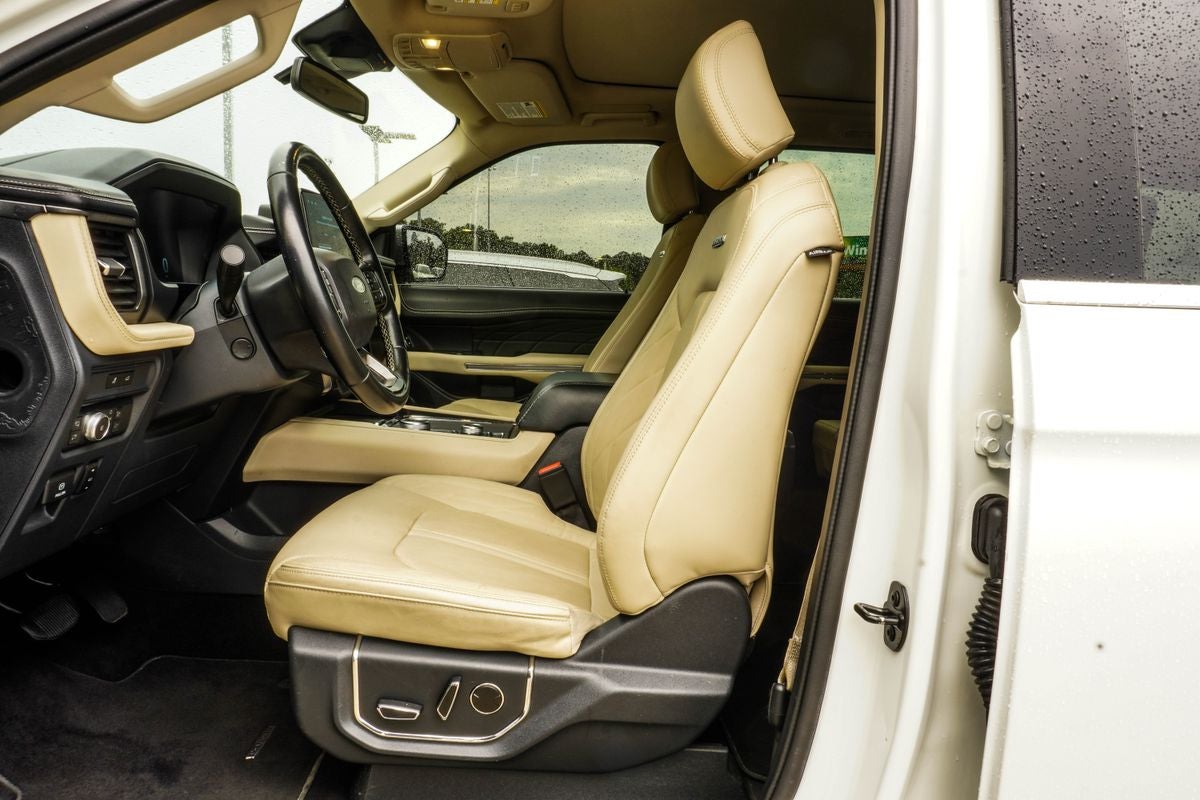 2022 Ford Expedition Platinum
