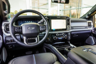 2025 Ford F-450SD Platinum DRW