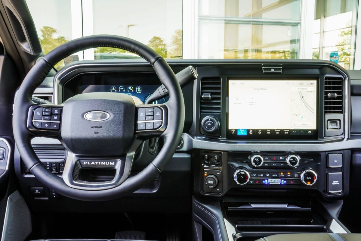 2025 Ford F-450SD Platinum DRW