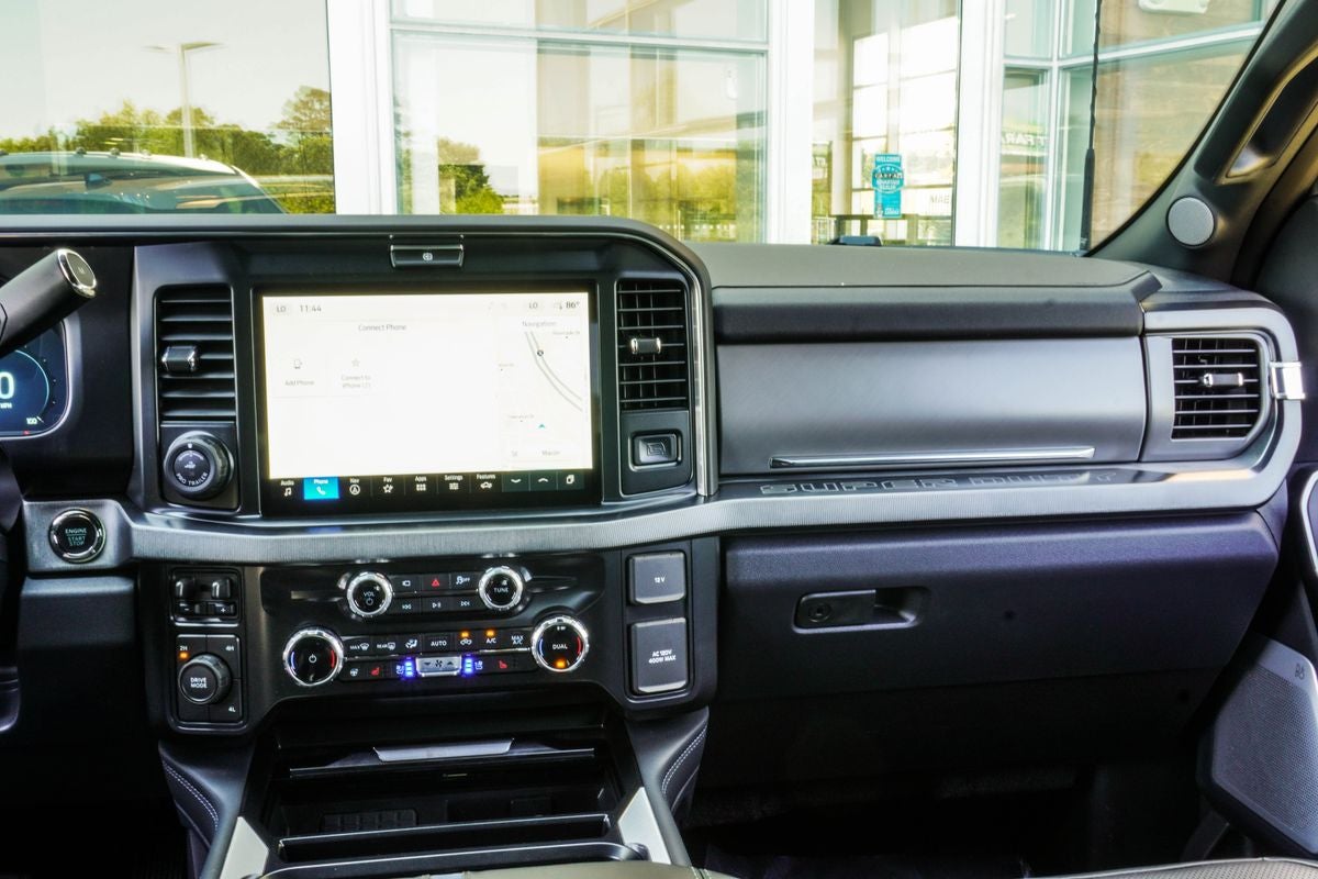 2025 Ford F-450SD Platinum DRW