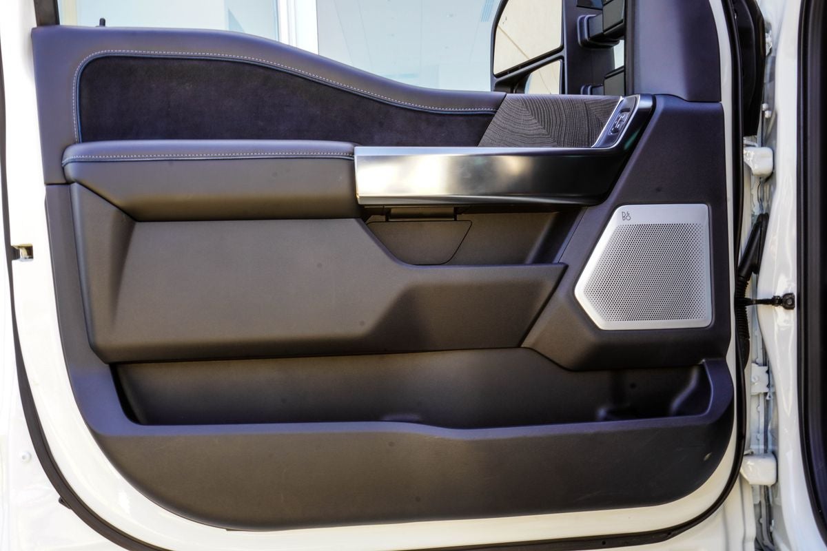 2025 Ford F-450SD Platinum DRW