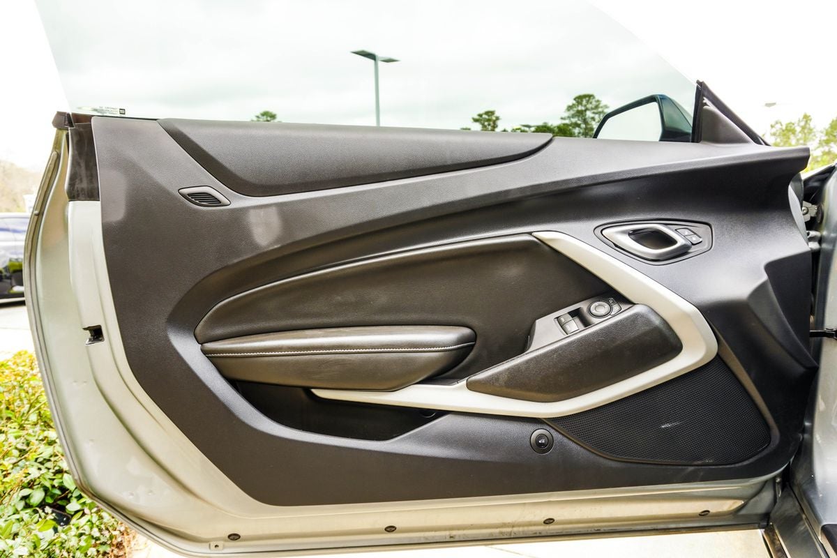 2023 Chevrolet Camaro LT1