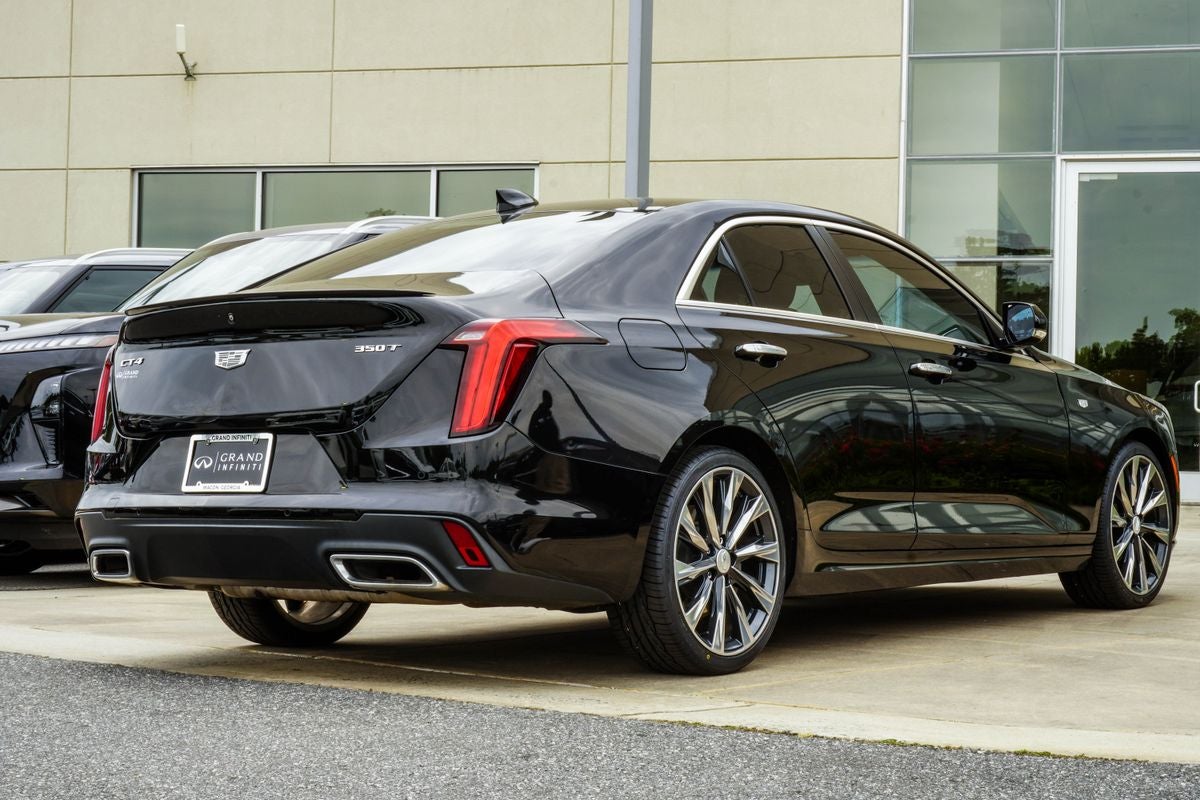 2022 Cadillac CT4 Luxury