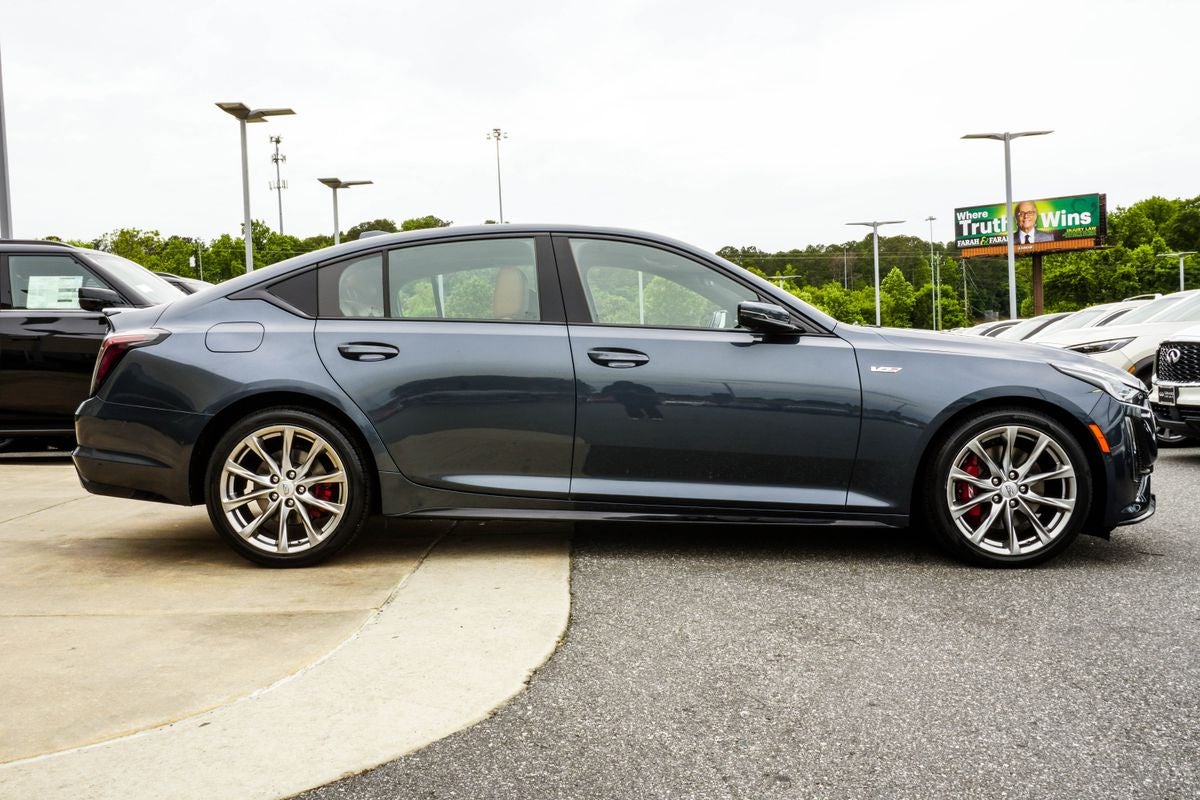2022 Cadillac CT5 V-Series