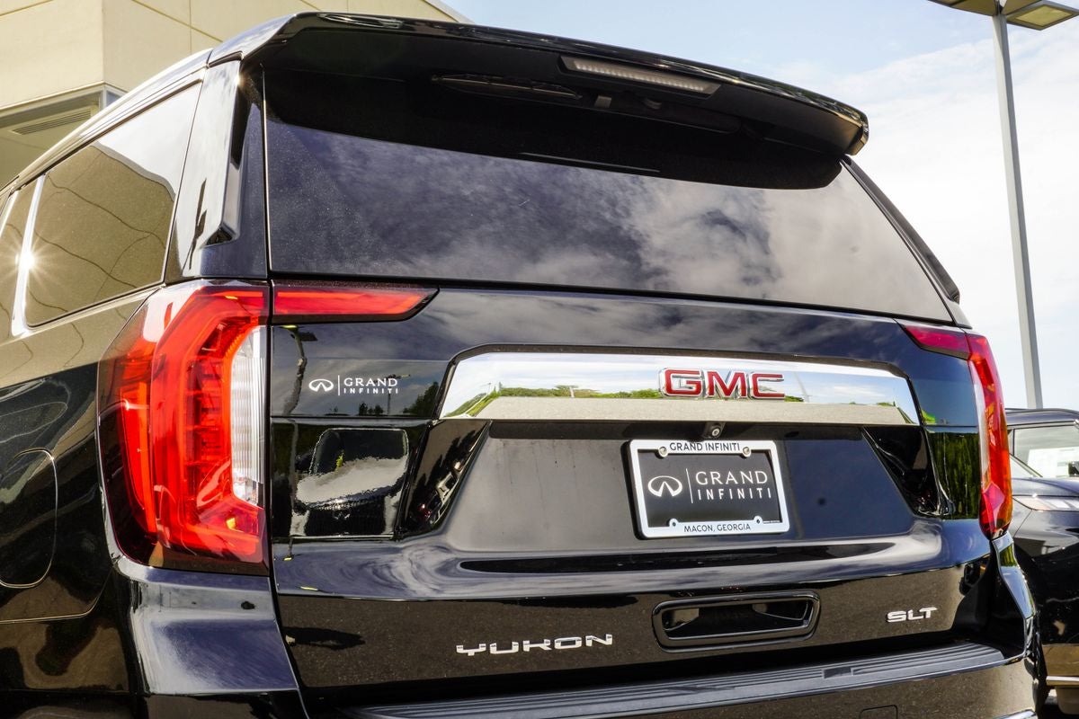 2022 GMC Yukon SLT