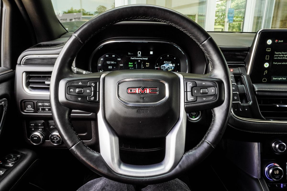 2022 GMC Yukon SLT