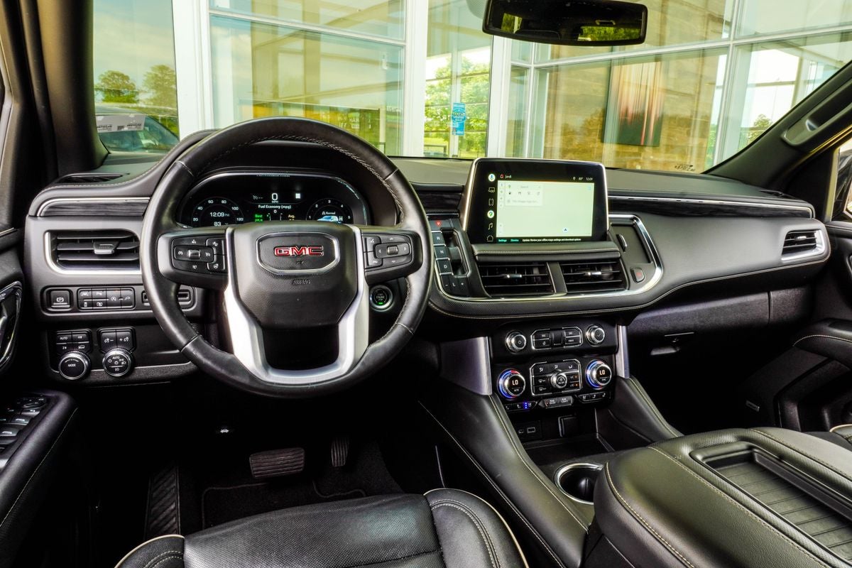 2022 GMC Yukon SLT