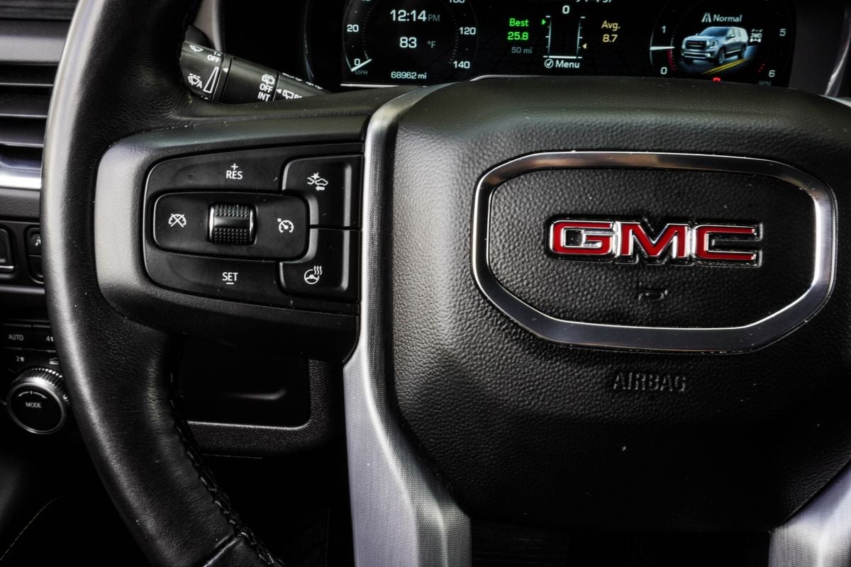 2022 GMC Yukon SLT