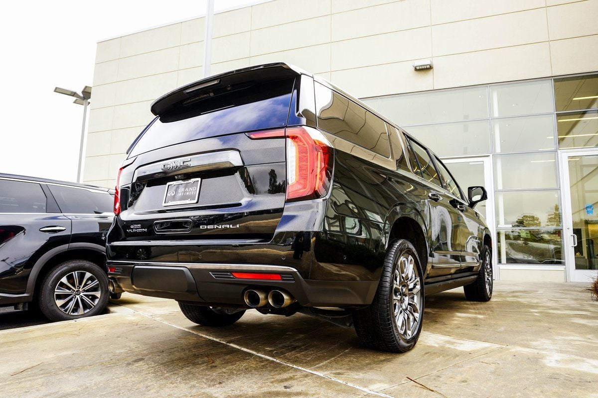 2023 GMC Yukon XL Denali Ultimate
