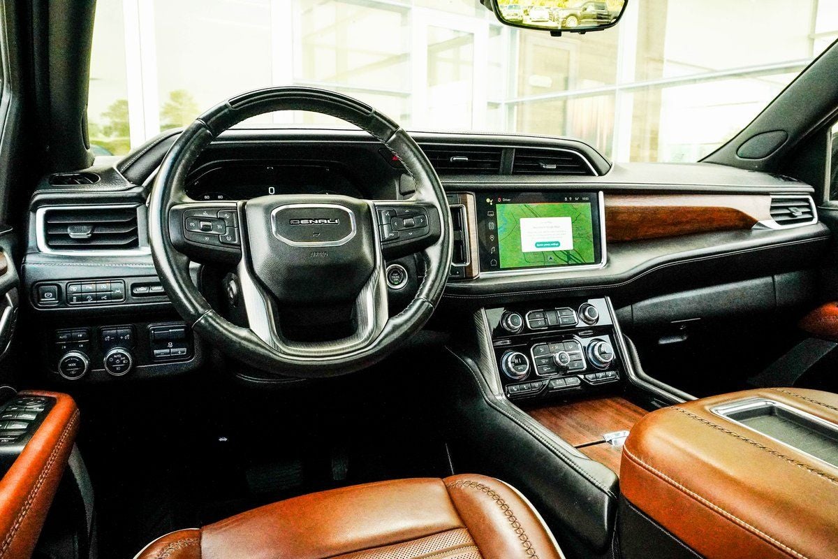 2023 GMC Yukon XL Denali Ultimate