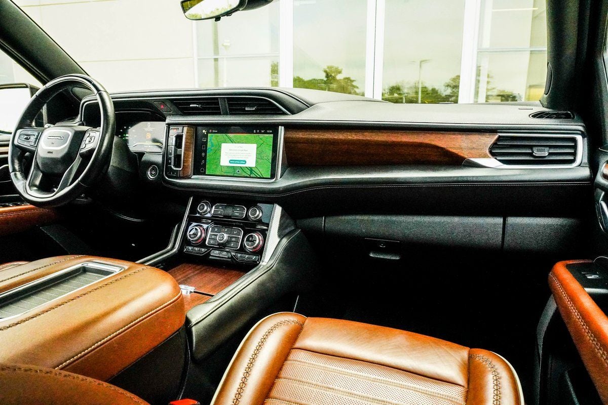 2023 GMC Yukon XL Denali Ultimate