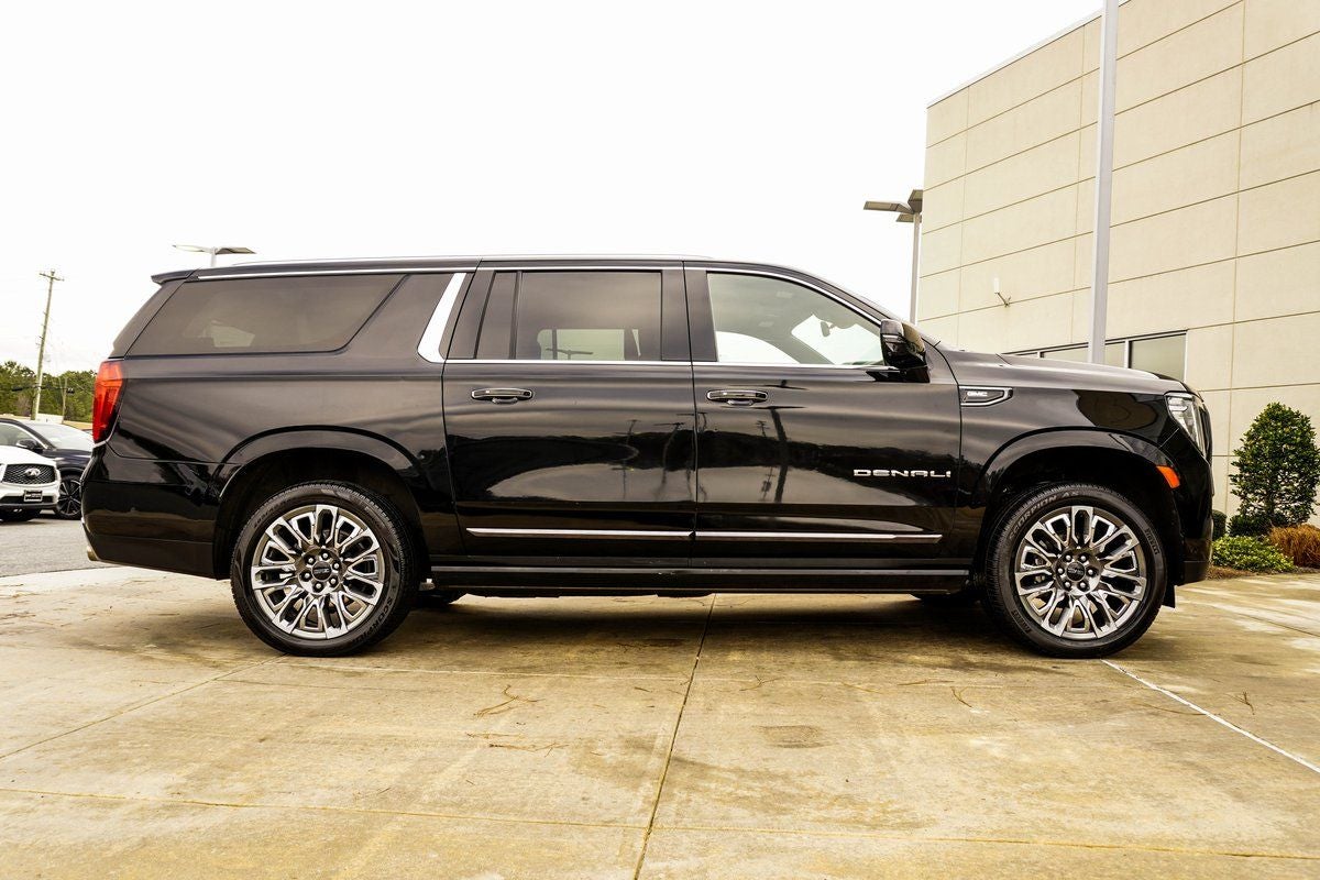 2023 GMC Yukon XL Denali Ultimate