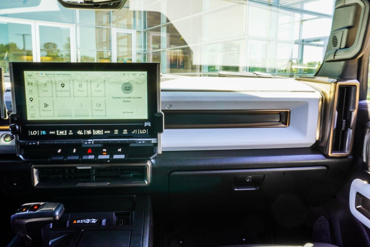 2025 GMC Hummer EV SUV 2X