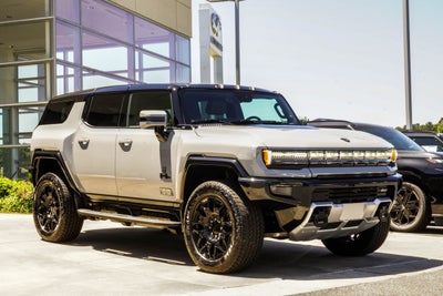 2025 GMC Hummer EV SUV 2X