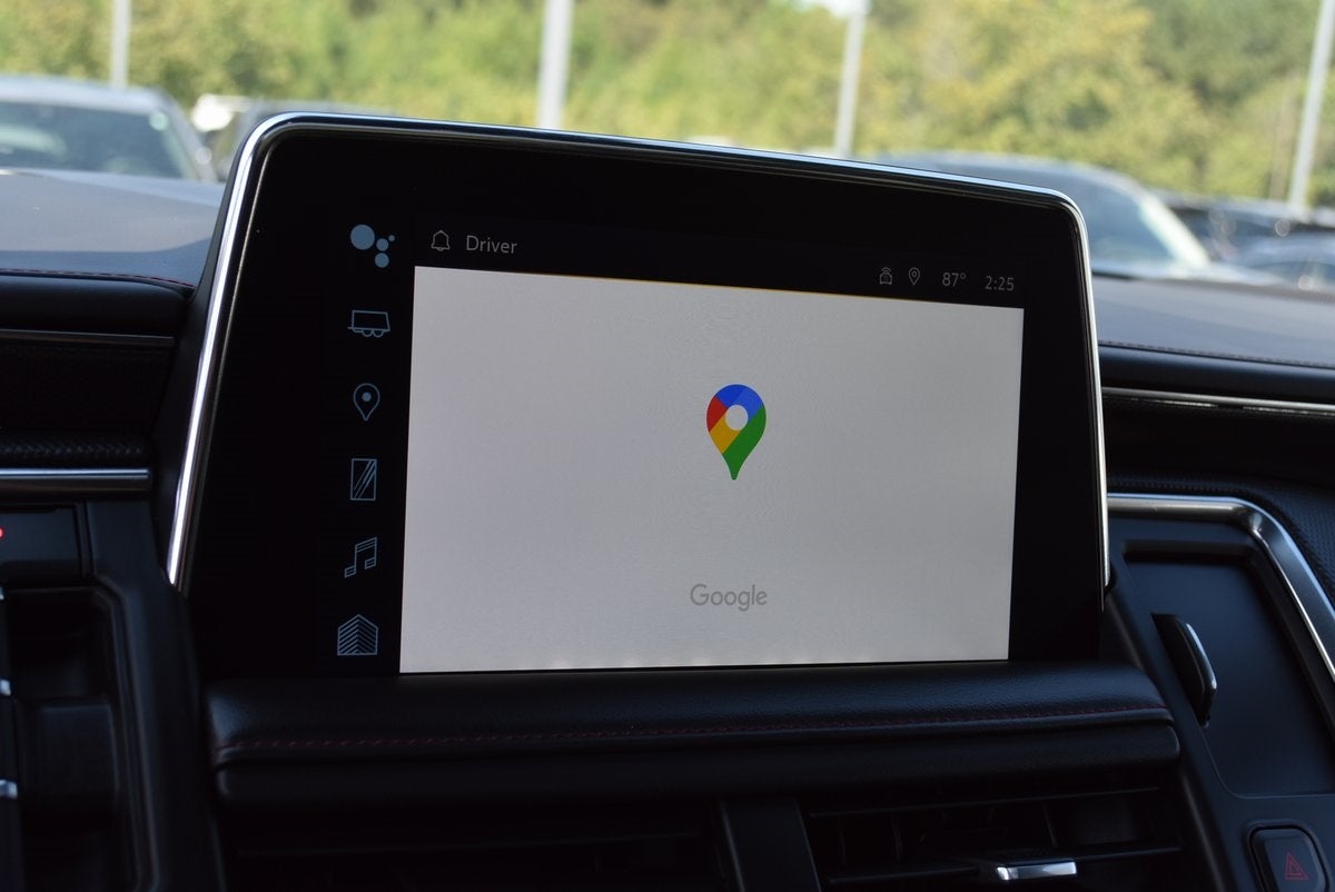 2023 Chevrolet Suburban RST