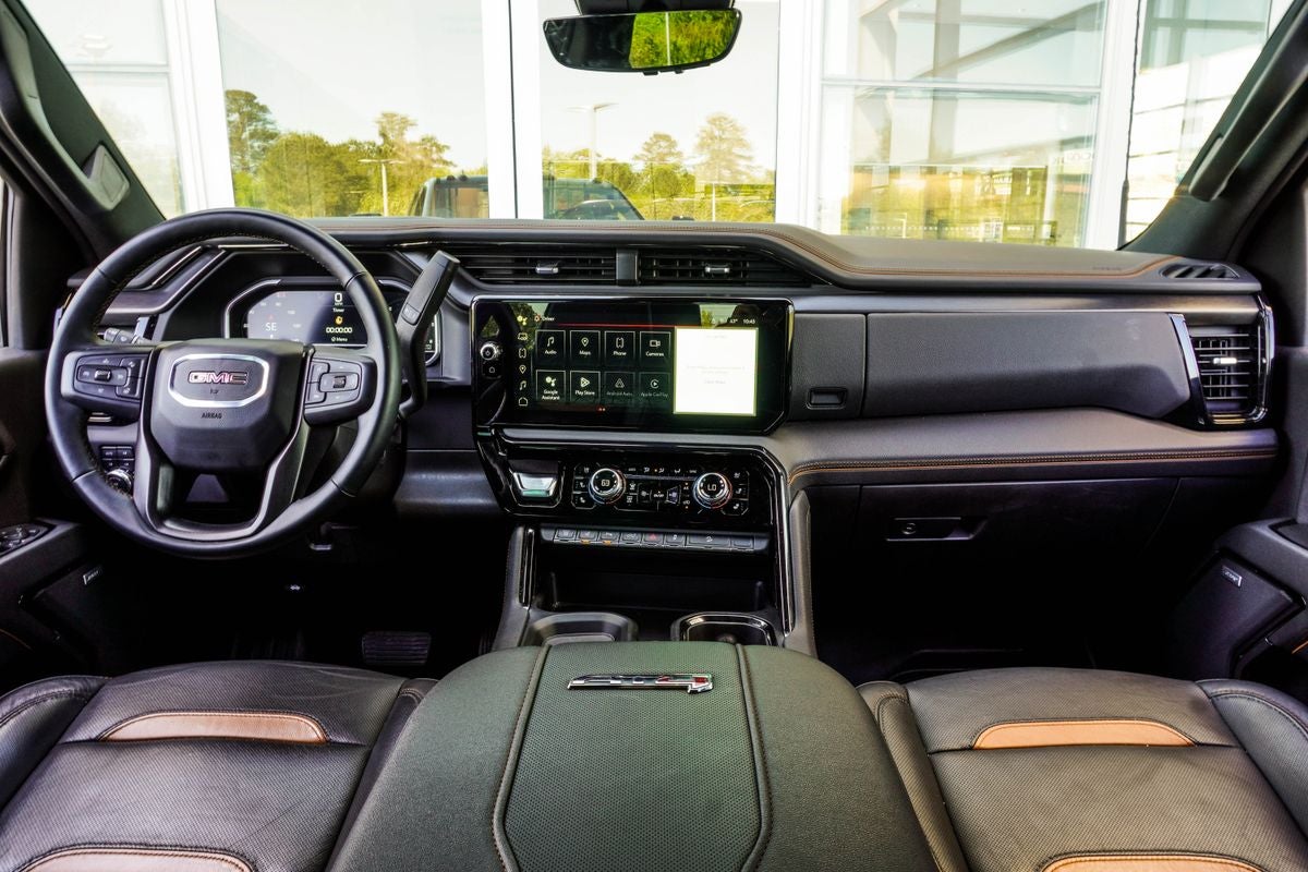 2024 GMC Sierra 2500HD AT4