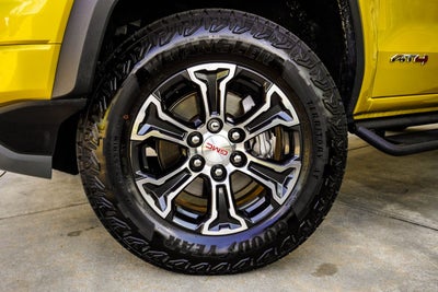 2023 GMC Canyon AT4