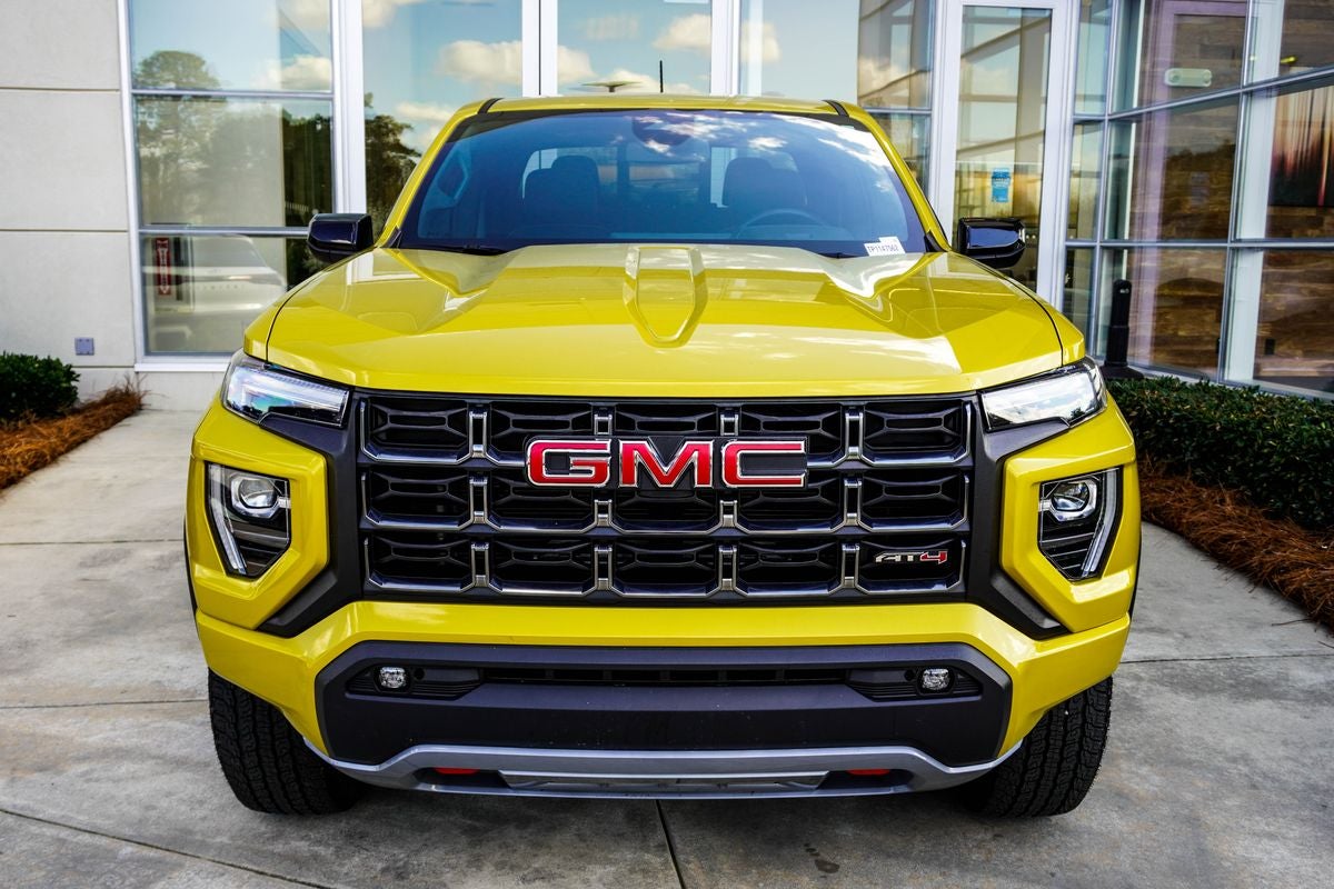 2023 GMC Canyon AT4