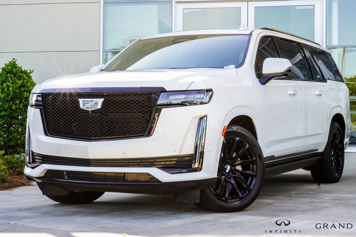 2024 Cadillac Escalade ESV 4WD Sport Platinum's photo