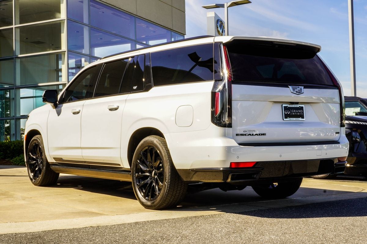 2024 Cadillac Escalade ESV Sport Platinum