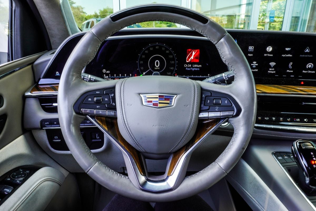 2024 Cadillac Escalade ESV Sport Platinum