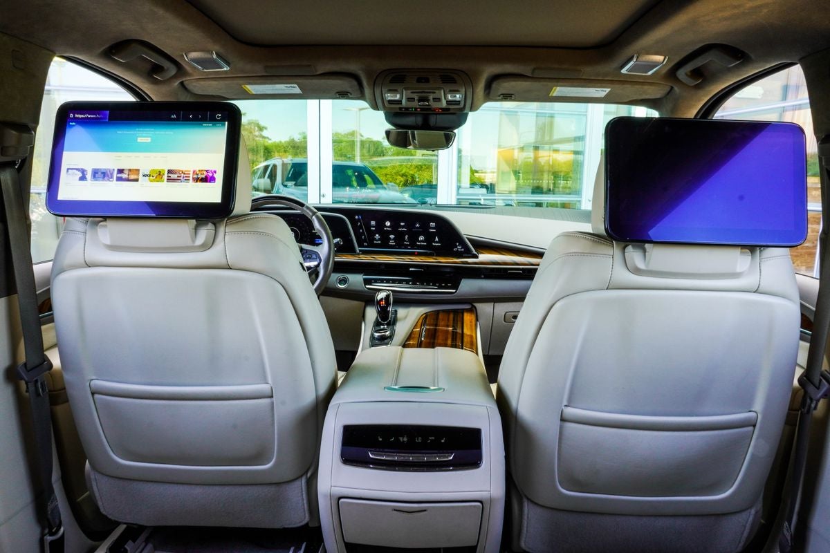 2024 Cadillac Escalade ESV Sport Platinum