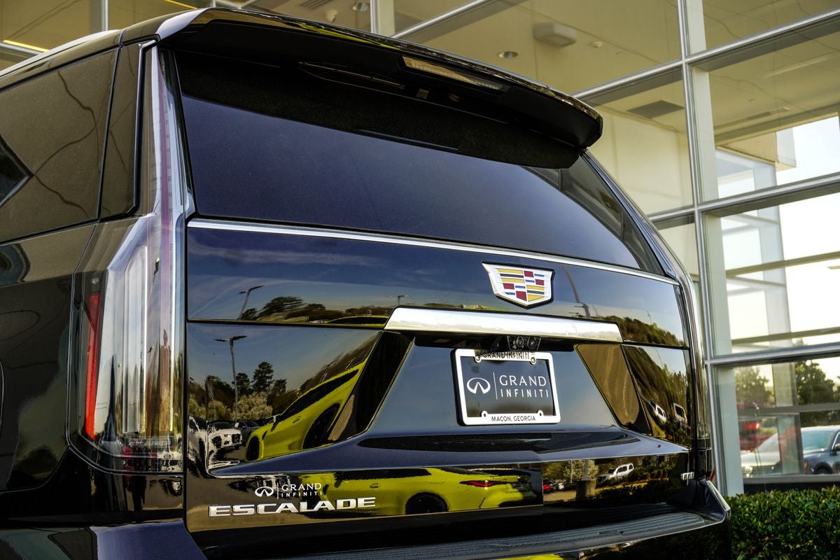 2026 Cadillac Escalade Luxury