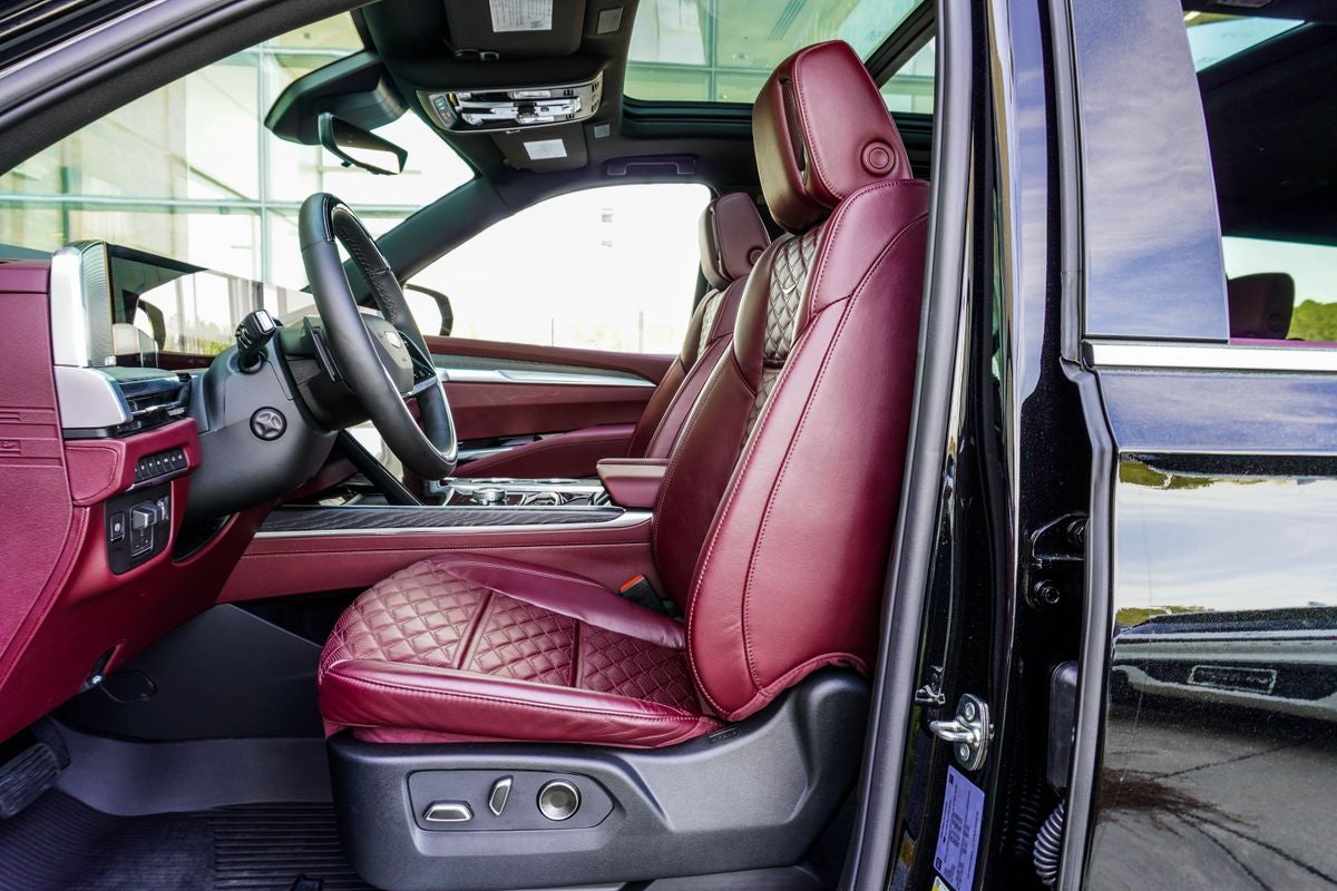 2026 Cadillac Escalade Luxury