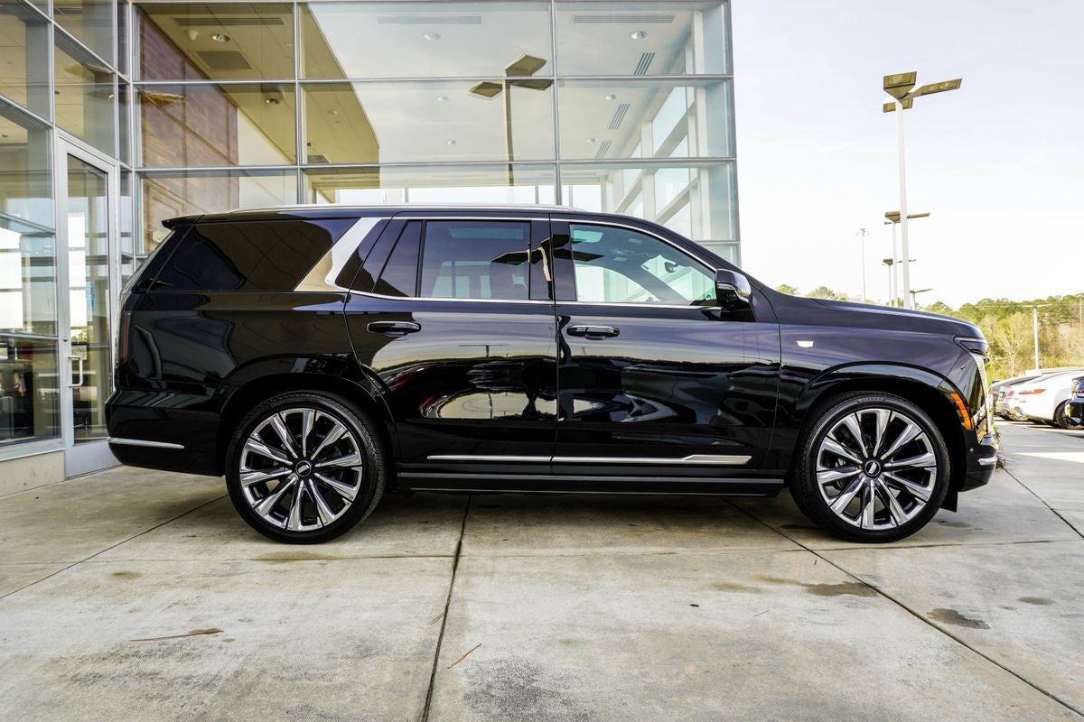 2026 Cadillac Escalade Luxury