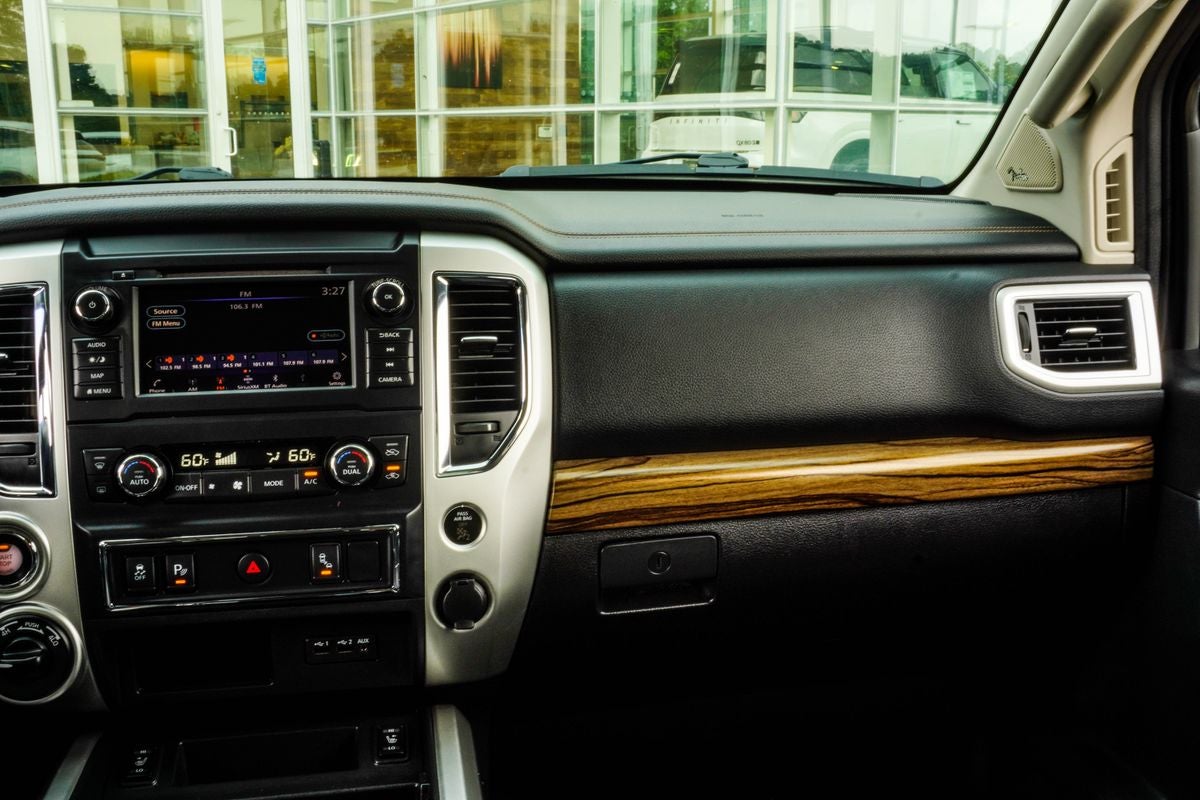 2019 Nissan Titan SL