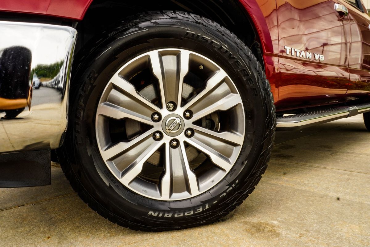 2019 Nissan Titan SL