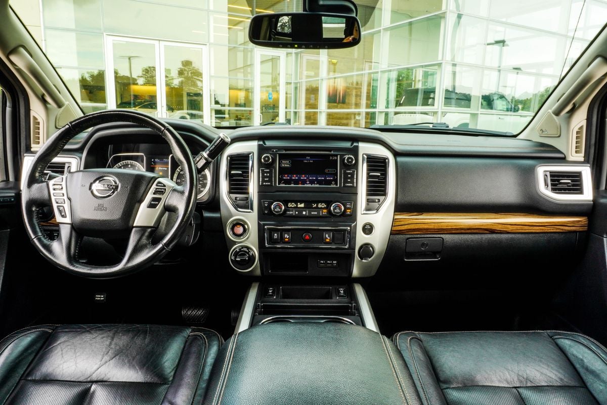 2019 Nissan Titan SL