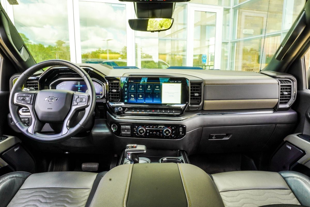 2024 Chevrolet Silverado 1500 ZR2
