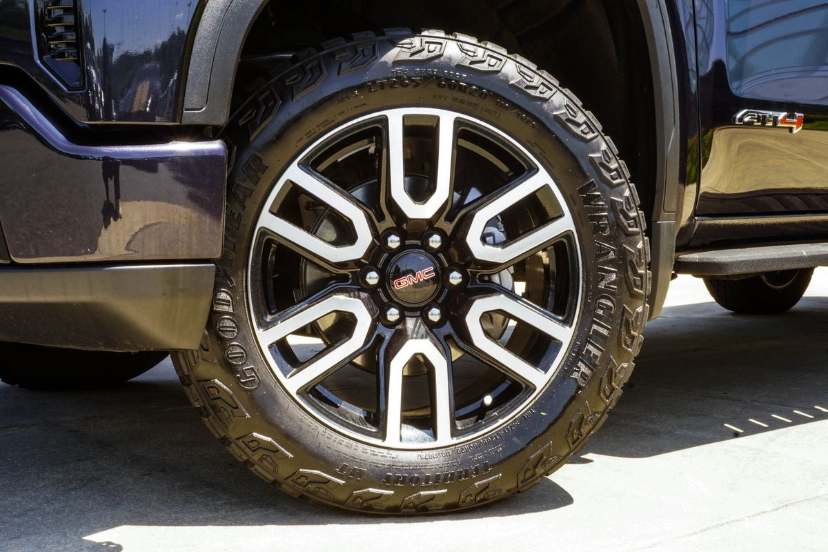 2024 GMC Sierra 1500 AT4