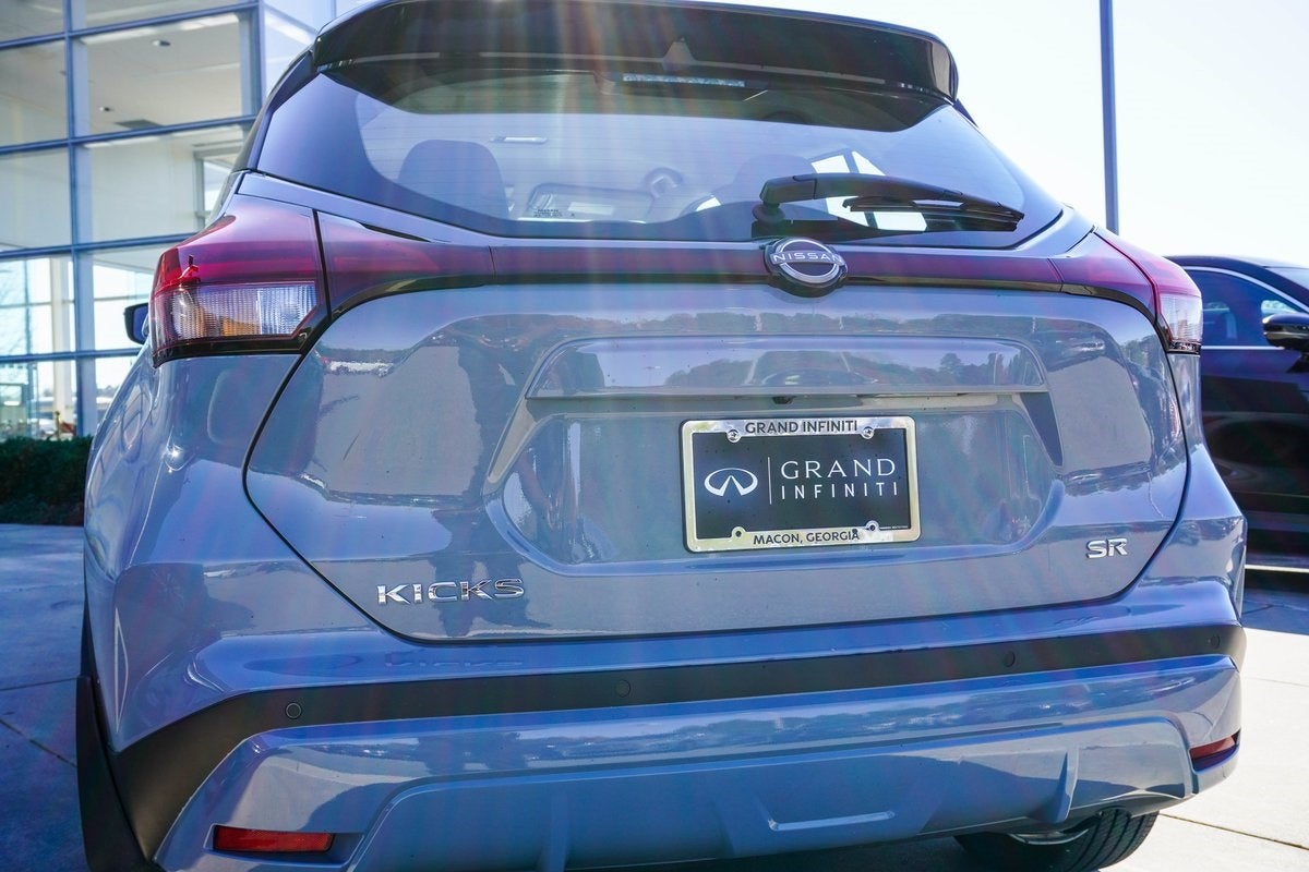 2024 Nissan Kicks SR