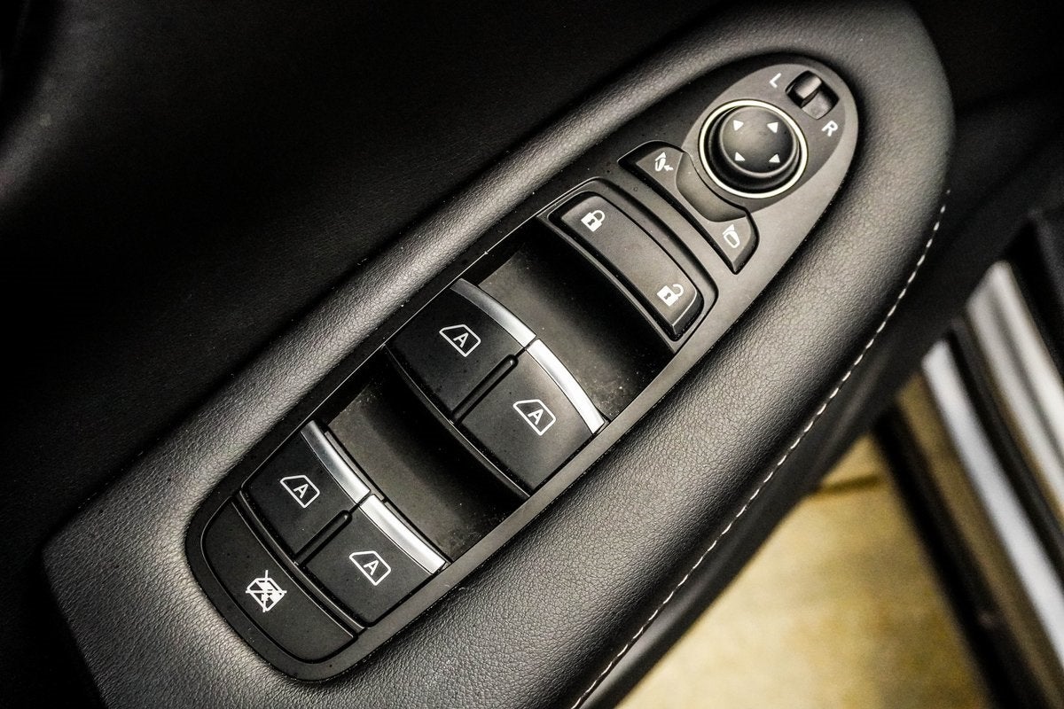 2023 INFINITI QX50 LUXE