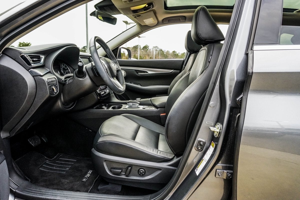 2023 INFINITI QX50 LUXE