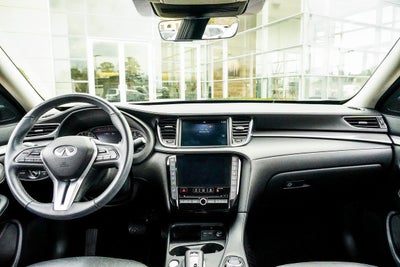 2023 INFINITI QX50 LUXE