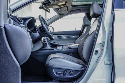 2023 INFINITI QX50 LUXE