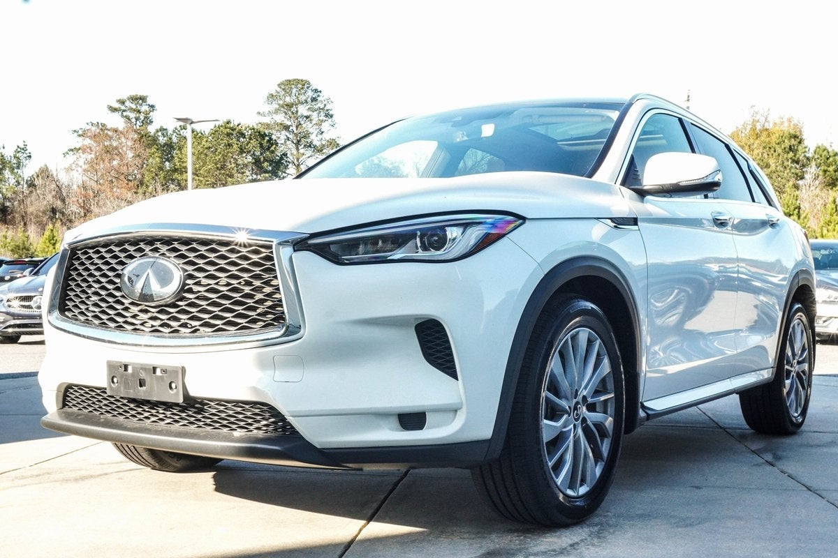 2023 INFINITI QX50 LUXE