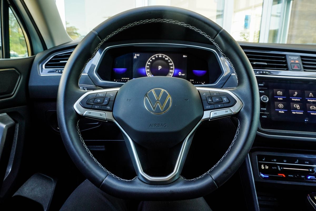 2022 Volkswagen Tiguan 2.0T SE