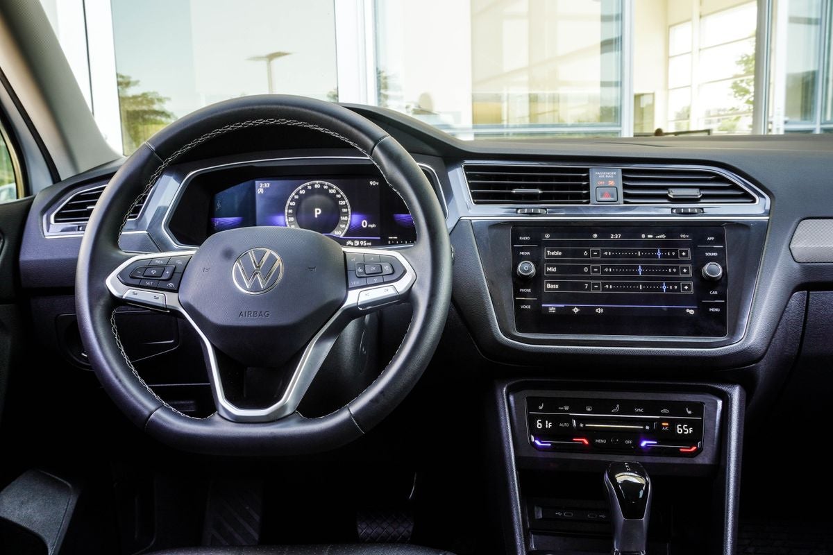 2022 Volkswagen Tiguan 2.0T SE