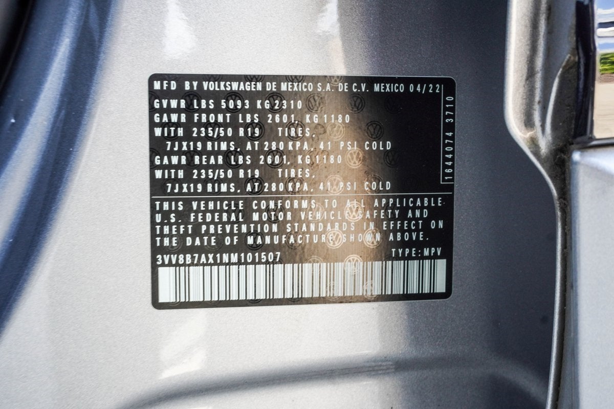 2022 Volkswagen Tiguan 2.0T SE R-Line Black