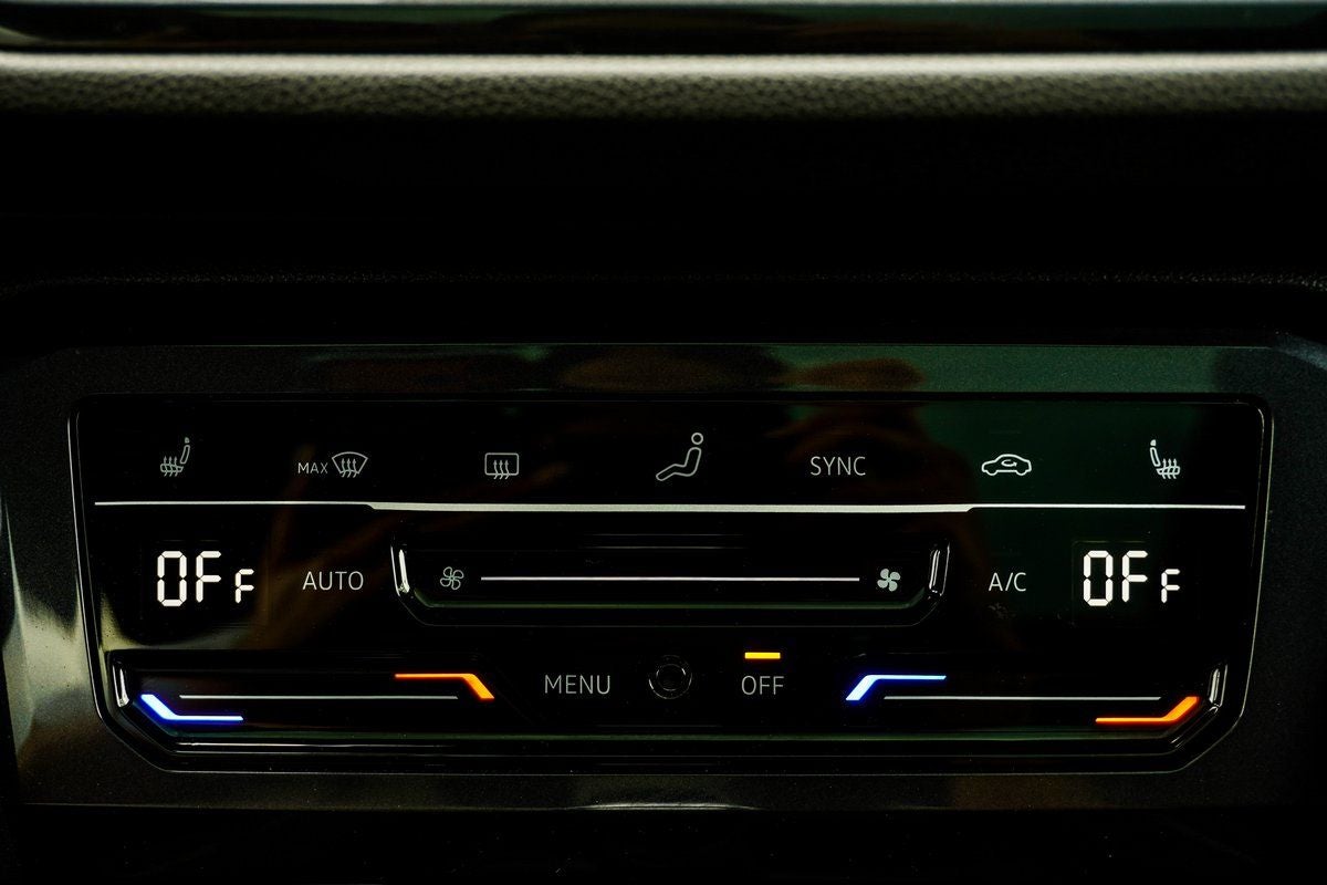 2024 Volkswagen Tiguan 2.0T Wolfsburg Edition